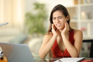 woman with TMJ